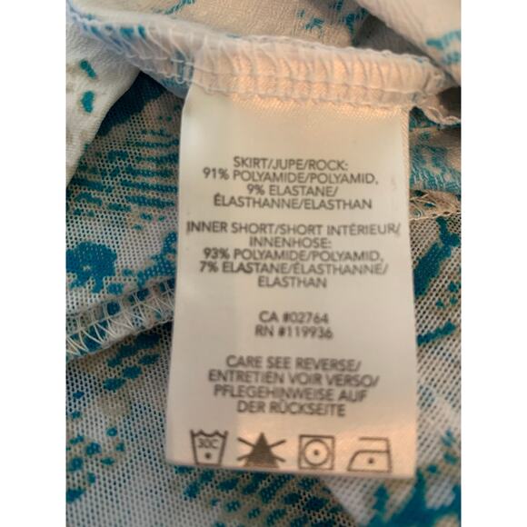 Nivo Sport skort blue size medium women's Round hem - Picture 12 of 13